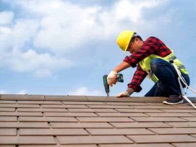 Hire Professionals for Your Roof Maintenance
